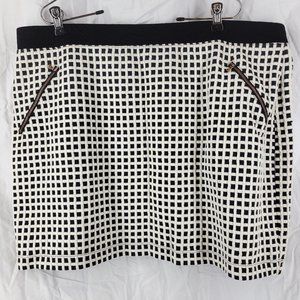 Lou & Grey NWT Black and White Checkered Mini Skirt Size XL